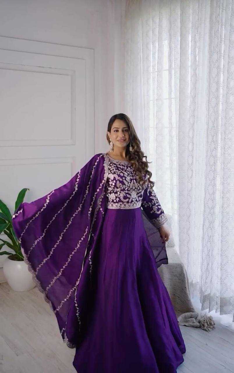 YNF CHINON KESH120 206 GOWNS WHOLESALE PURPLE ANARAKLI EMBROIDERY SILK GOWNS MANUFACTURER