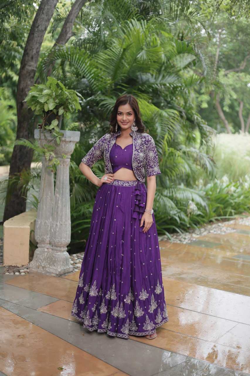 YNF CHINON KESH132 7128 LEHENGAS WHOLESALEJACKET STYLE WEDDING EMBROIDERED SQUNIS LEHENGAS MANUFACTURER