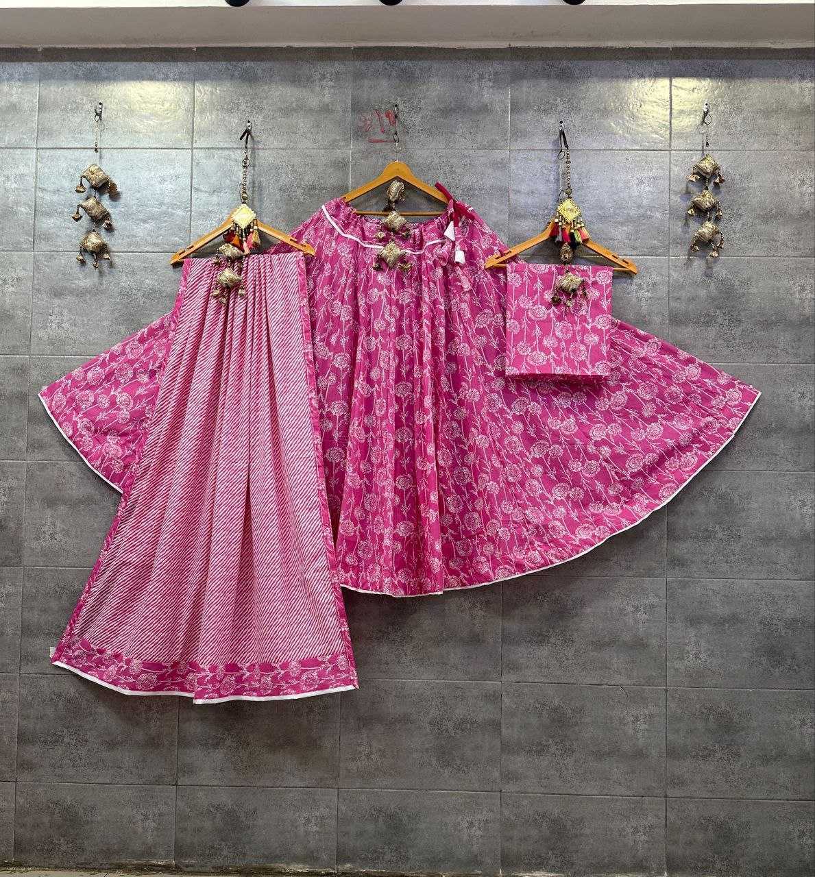 YNF COTTON KESH179 AHB119 LEHENGAS WHOLESALE TRADITIONAL PRINTED CHANIYTA CHOLI LEHENGAS MANUFACTURER