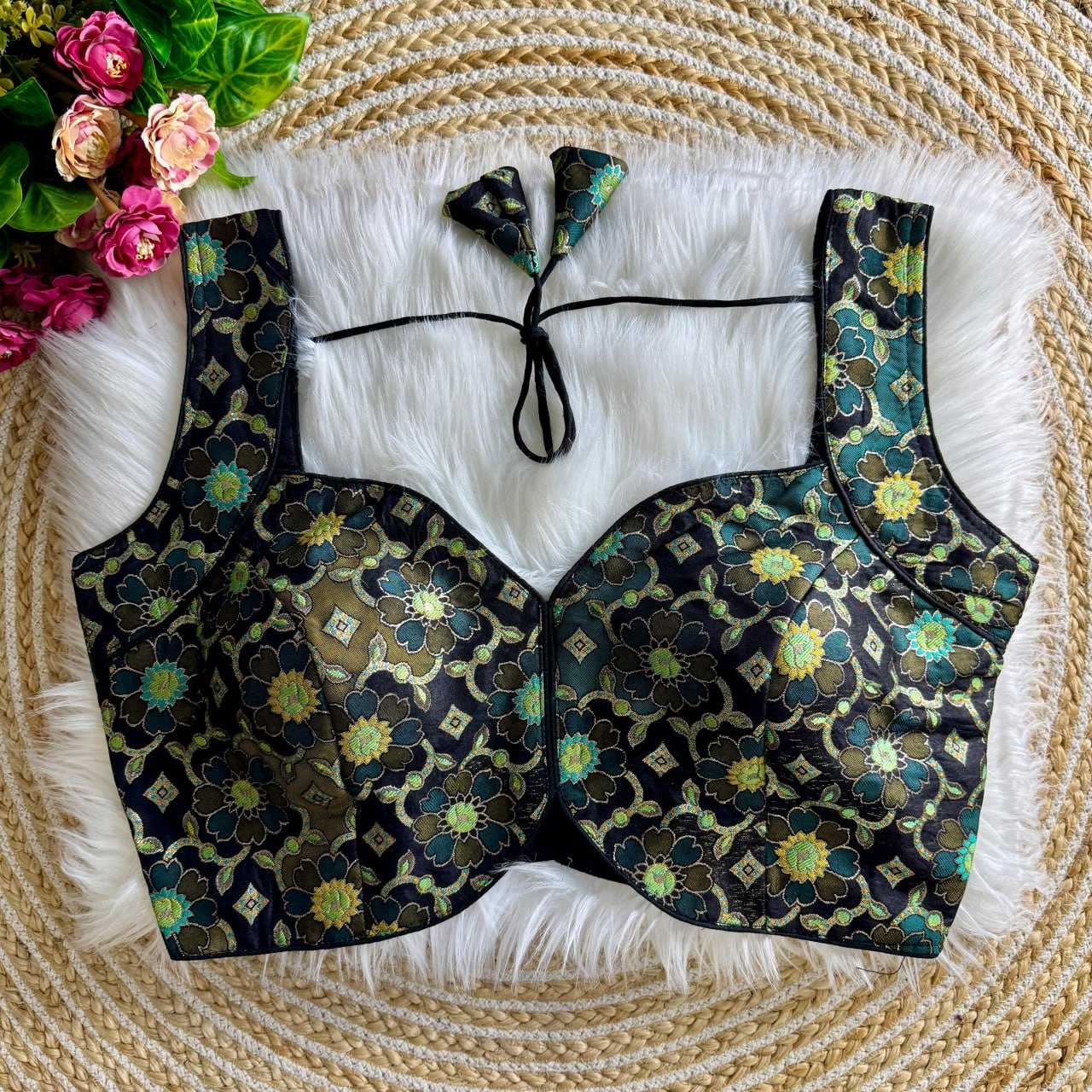 YNF JACQUARD KESH111 RRK41 READYMADE BLOUSE WHOLESALE V-NECK SEQUNECE EMBROIDERED PARTY WEAR BLOUSE MANUFACTURER