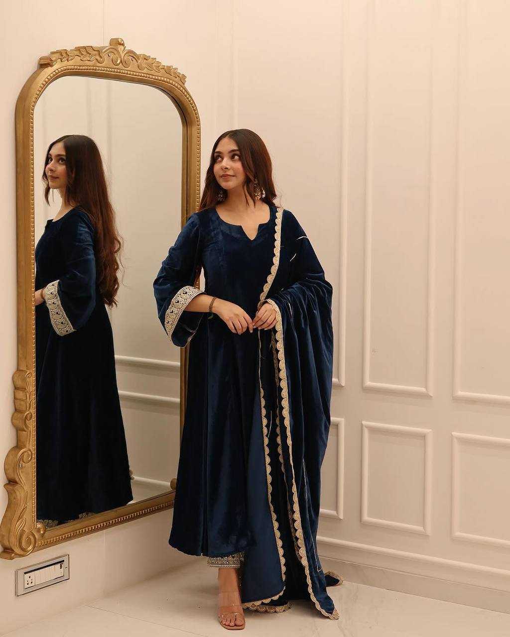 YNF VELVET KESH139 1662 GOWNS WHOLESALE BLUE ANARAKLI VELVET MANUFACTURER