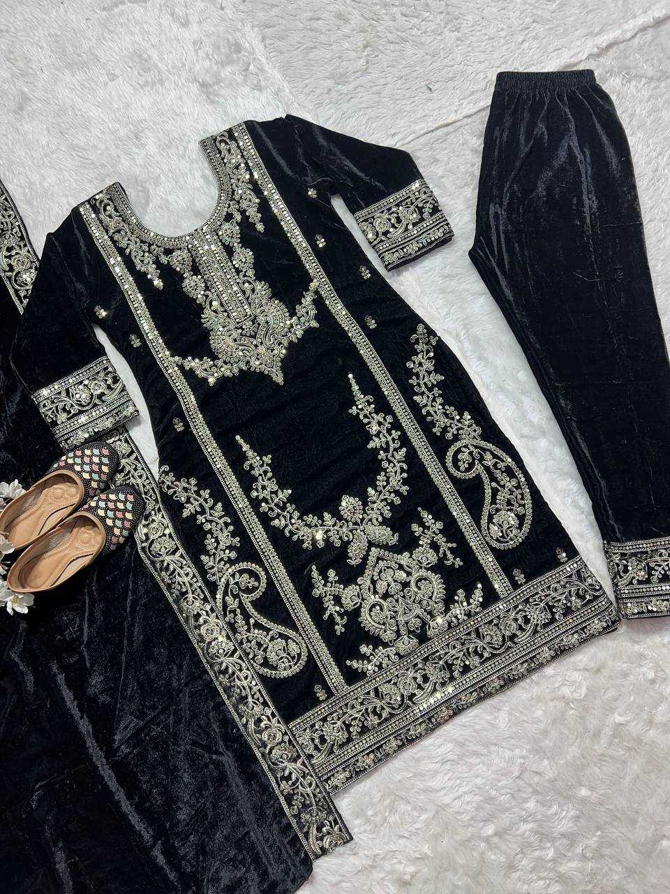 YNF VELVET KESH145 3025 SUITS & DRESSES WHOLESALE EMBROIDERED VELVET PARTY WEAR BLACK SUITS MANUFACTURE