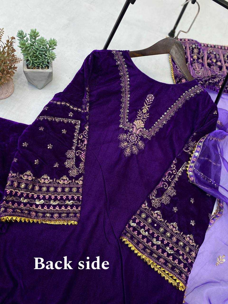 YNF VELVET RIN110 289 SUITS & DRESSES WHOLESALE BLUE EMBROIDERED PARTY WEAR VELVET PAKISTANI SUITS MANUFACTURER