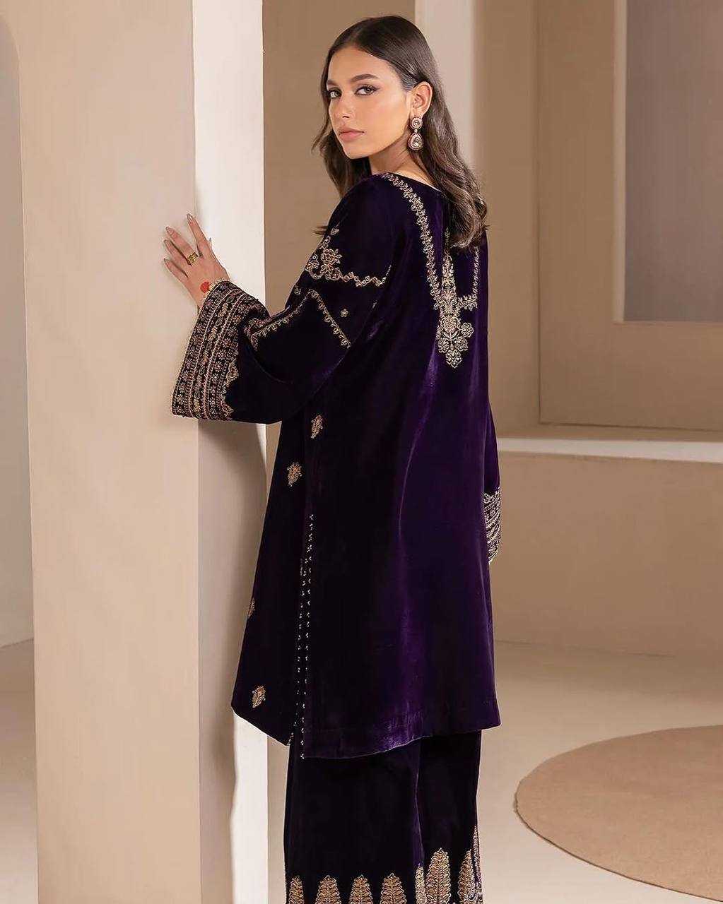 YNF VELVET RIN110 289 SUITS & DRESSES WHOLESALE BLUE EMBROIDERED PARTY WEAR VELVET PAKISTANI SUITS MANUFACTURER