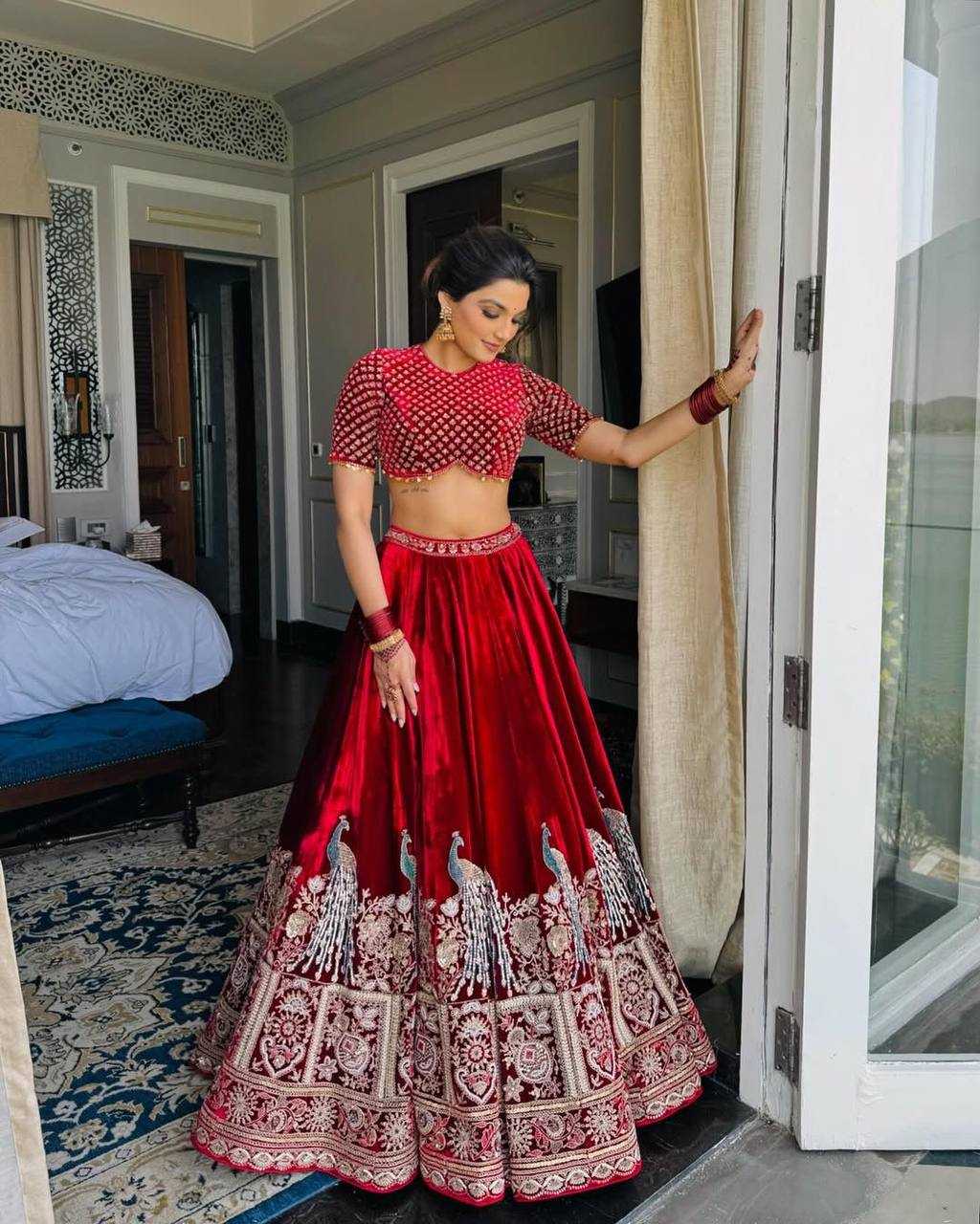 YNF VELVET RIN141 635 LEHENGAS WHOLESALE BRIDAL WEDDING DESIGNER  VELVET MAROON LEHENGAS MANUFACTURER