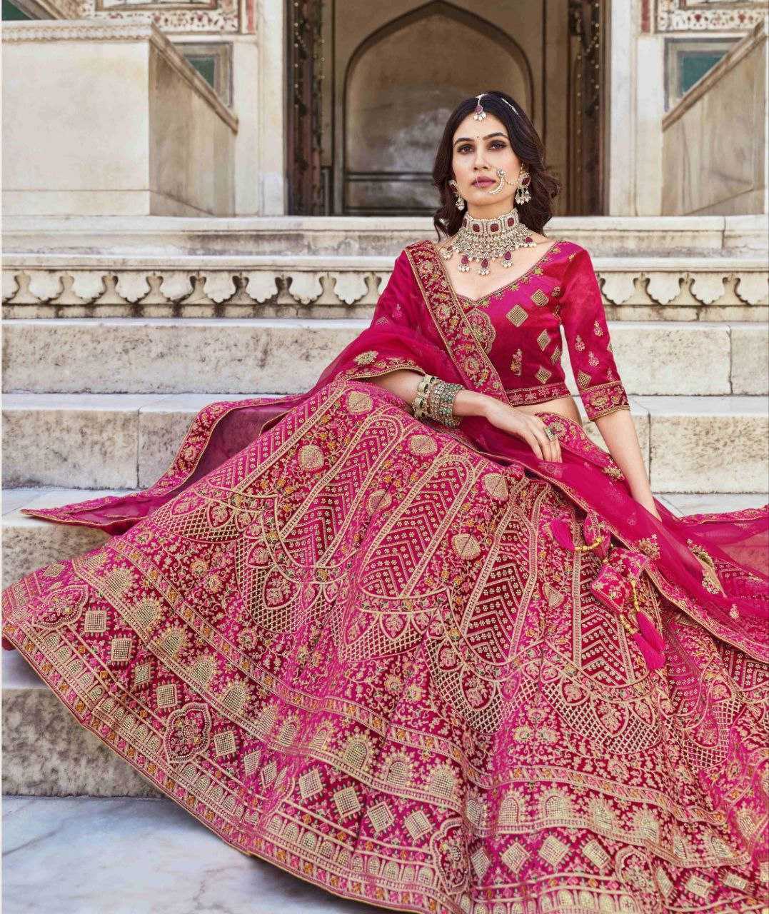 YNF VELVET RIN195 BRIDAL LOOK 2087 LEHENGAS WHOLESALE BRIDAL EMBROIDERED DESIGNER VELVET ZARI WORK LEHENGAS MANUFACTURER