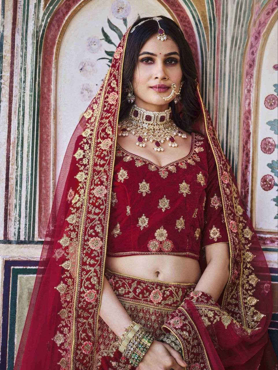 YNF VELVET RIN195 BRIDAL LOOK 2089 LEHENGAS WHOLESALE BRIDAL EMBROIDERED DESIGNER VELVET ZARI WORK LEHENGAS MANUFACTURER