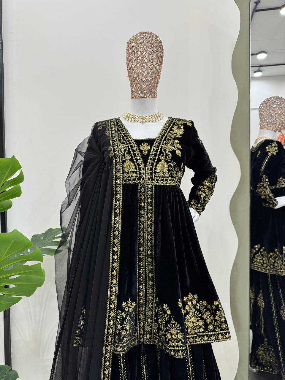 YNF VELVET RIN169 5788 SUITS & DRESSES WHOLESALE PARTY WEAR BLACK SALWAR PAKISTANI EMBROIDERY VELVET EID COLLECTIONS SUITS MANUFACTURE