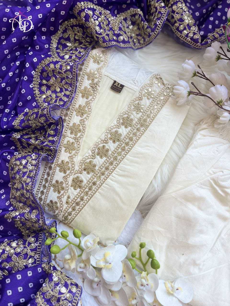 YNF BANANA COTTON SILK KESH409 7 SUIT WHOLESALE EMBROIDERY DESIGNER ZARI WORK SUIT MANUFACTURER