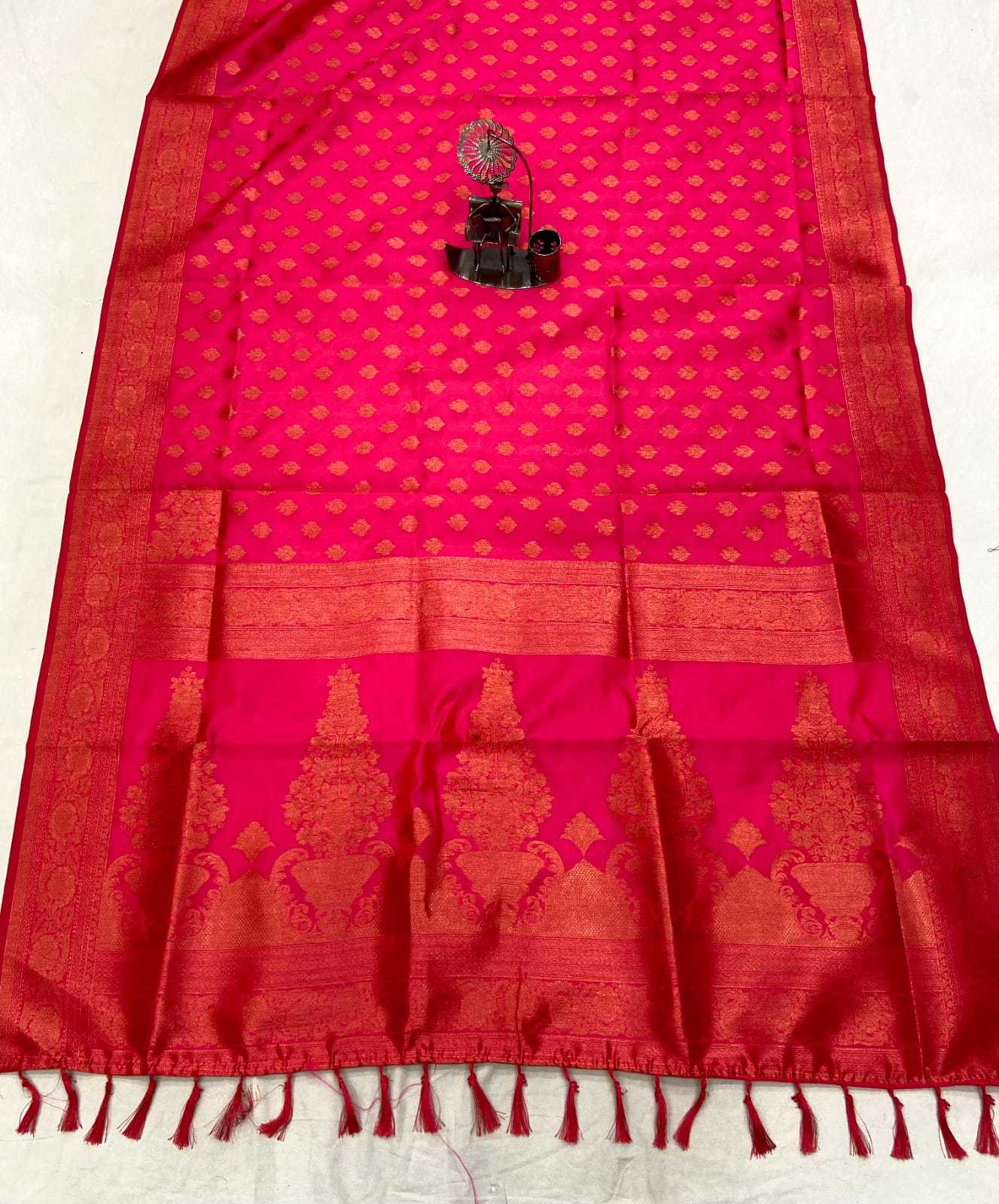 YNF BANARASI SOFT SILK KESH182 MAGNITE SILK SAREES WHOLESALE ZARI BORDER DESIGNER PARTY WEAR SILK SAREES MANUFACTURER