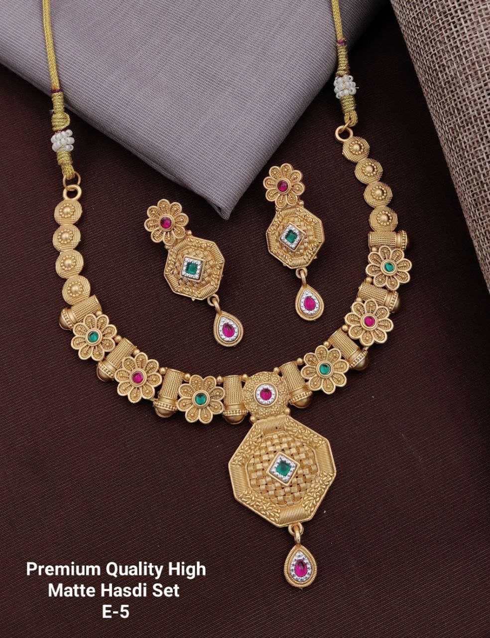 YNF BRASS KESH193 ROR148-5 WOMENS JEWELLERY WHOLESALE GOLDEN KUNDAN NECKLACE SET MANUFACTURE