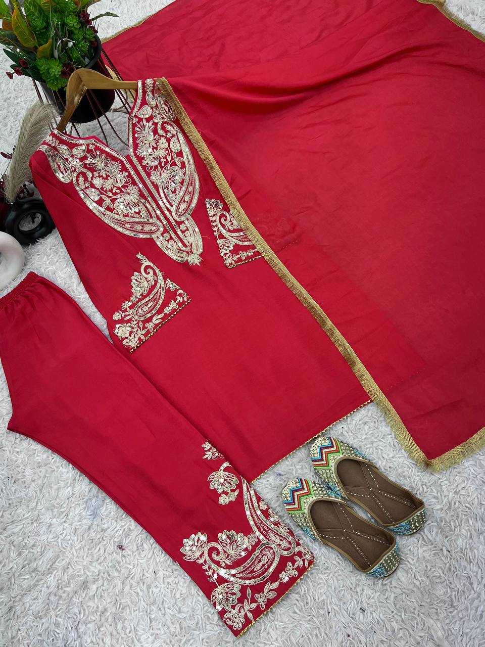 YNF CHINON KESH125  3097 SUITS & DRESSES WHOLESALE EMBROIDERY LADIES PARTY WEAR SUITS MANUFACTURER