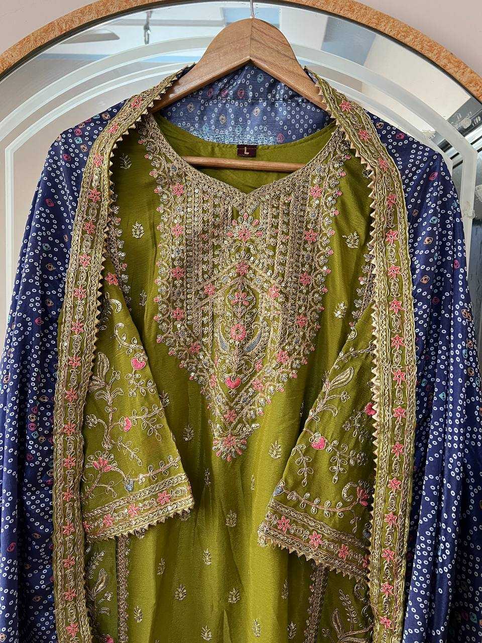 YNF CHINON KESH399 3137 SUITS & DRESSES  WHOLESALE EMBROIDERY EID LADIES SUITS MANUFACTURER