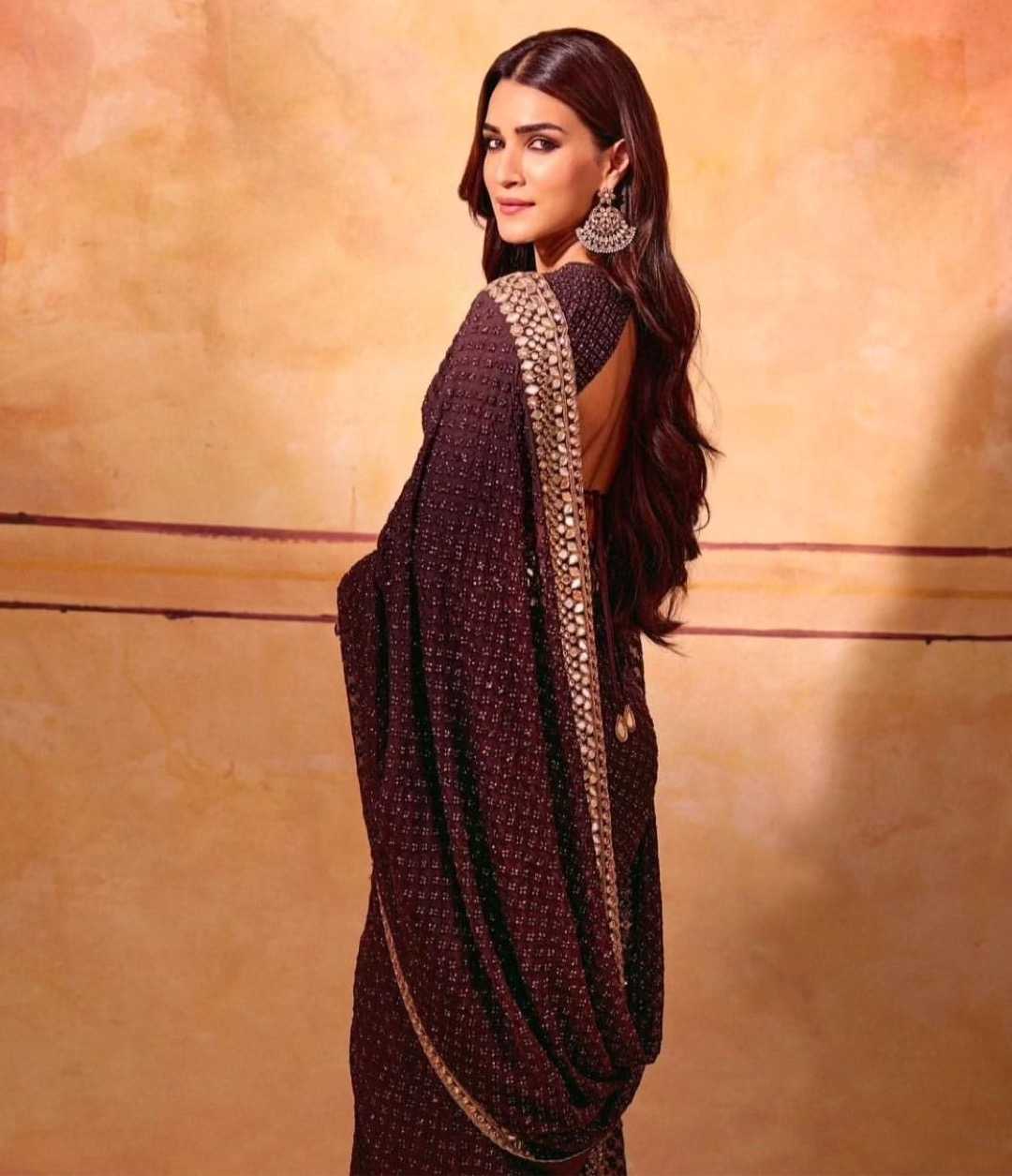 Ynf Georgette RIN151 5268 Bollywood Collections Wholesale Kriti Sanon Sarees Manufacturer