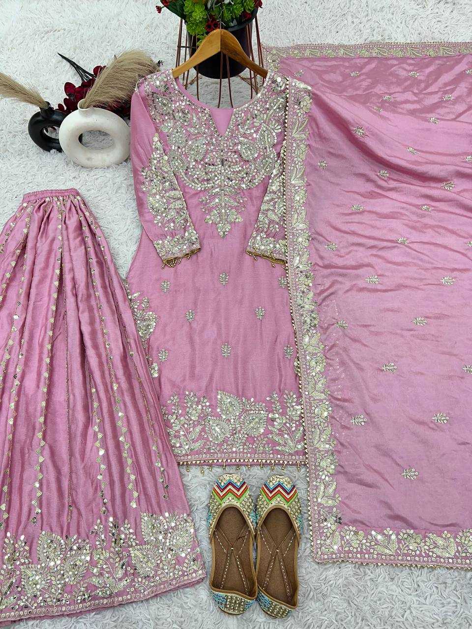 YNF HEAVY CHINON SILK KESH122 5002 SUITS & DRESSES WHOLESALE DESIGNER EMBROIDERY SILK SUITS & DRESSES MANUFACTURER