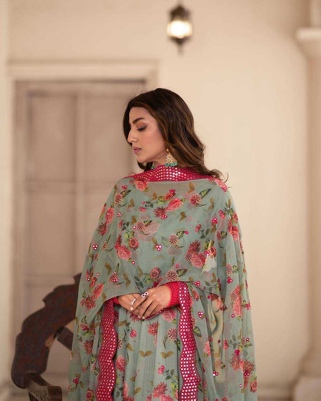 YNF LINEN KESH408 6012 SUIT WHOLESALE DESIGNER PARTY WEAR LADIES SUIT MANUFACTURER