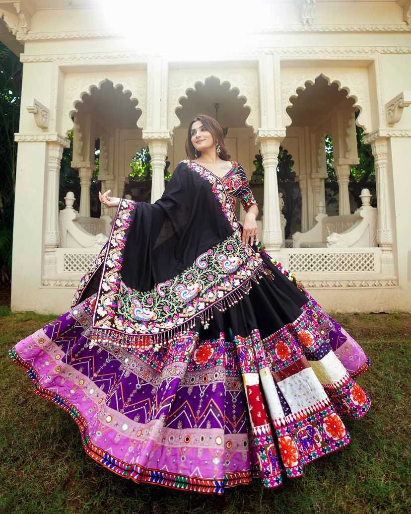 YNF MUSLIN COTTON KESH216 245 LEHENGA WHOLESALE MIRROR WORK PRINTED FANCY LEHENGA MANUFACTURER