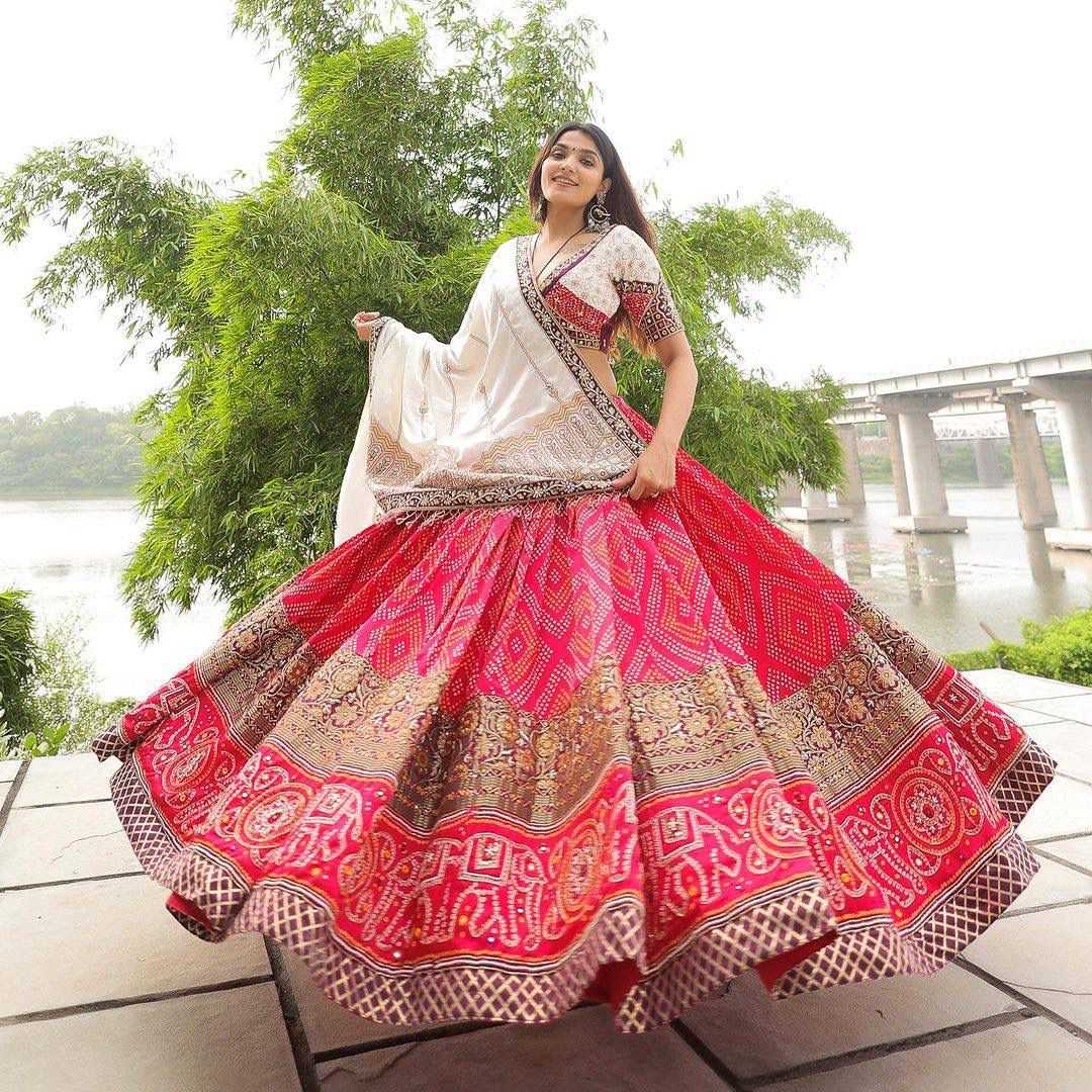 YNF MUSLIN COTTON KESH216 248 LEHENGA WHOLESALE MIRROR WORK PRINTED FANCY LEHENGA MANUFACTURER