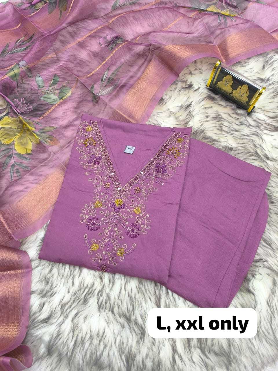 Ynf Muslin KESH257 TAC03 Kurti Wholesale Party Wear Kurtis Embroidered Kurtis Kurti With Pants Manufacturer