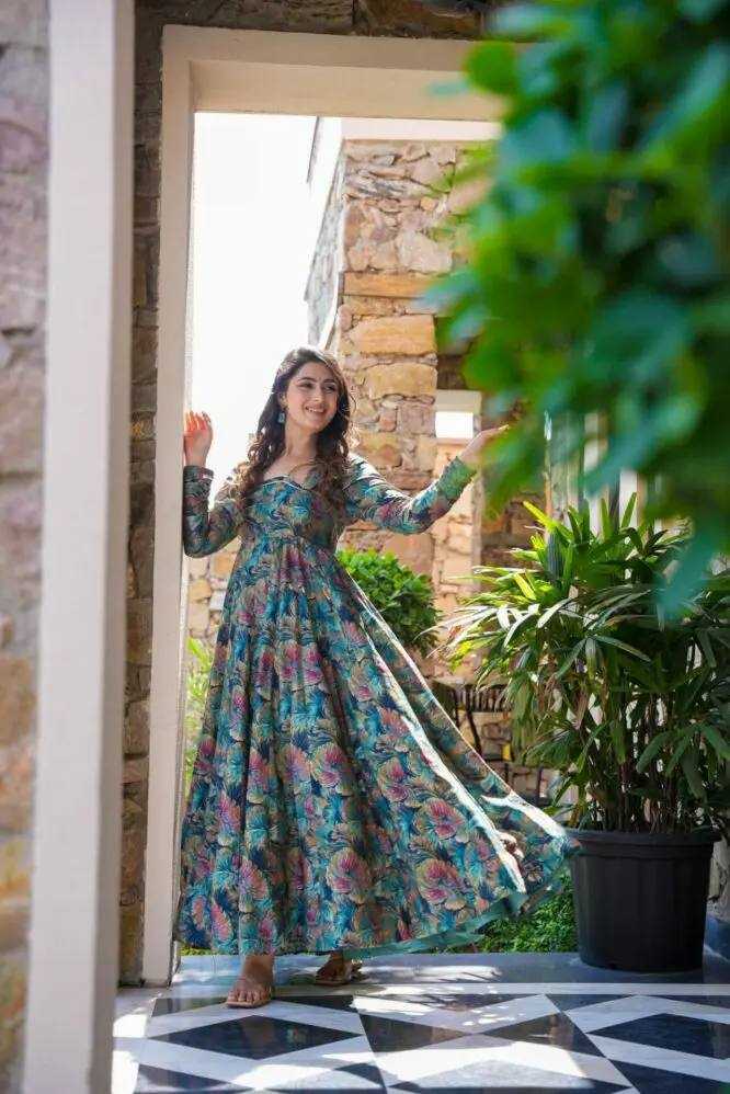 YNF MUSLIN KESH408 6030 SUIT WHOLESALE DESIGNER PRINTED LADIES SUIT MANUFACTURER