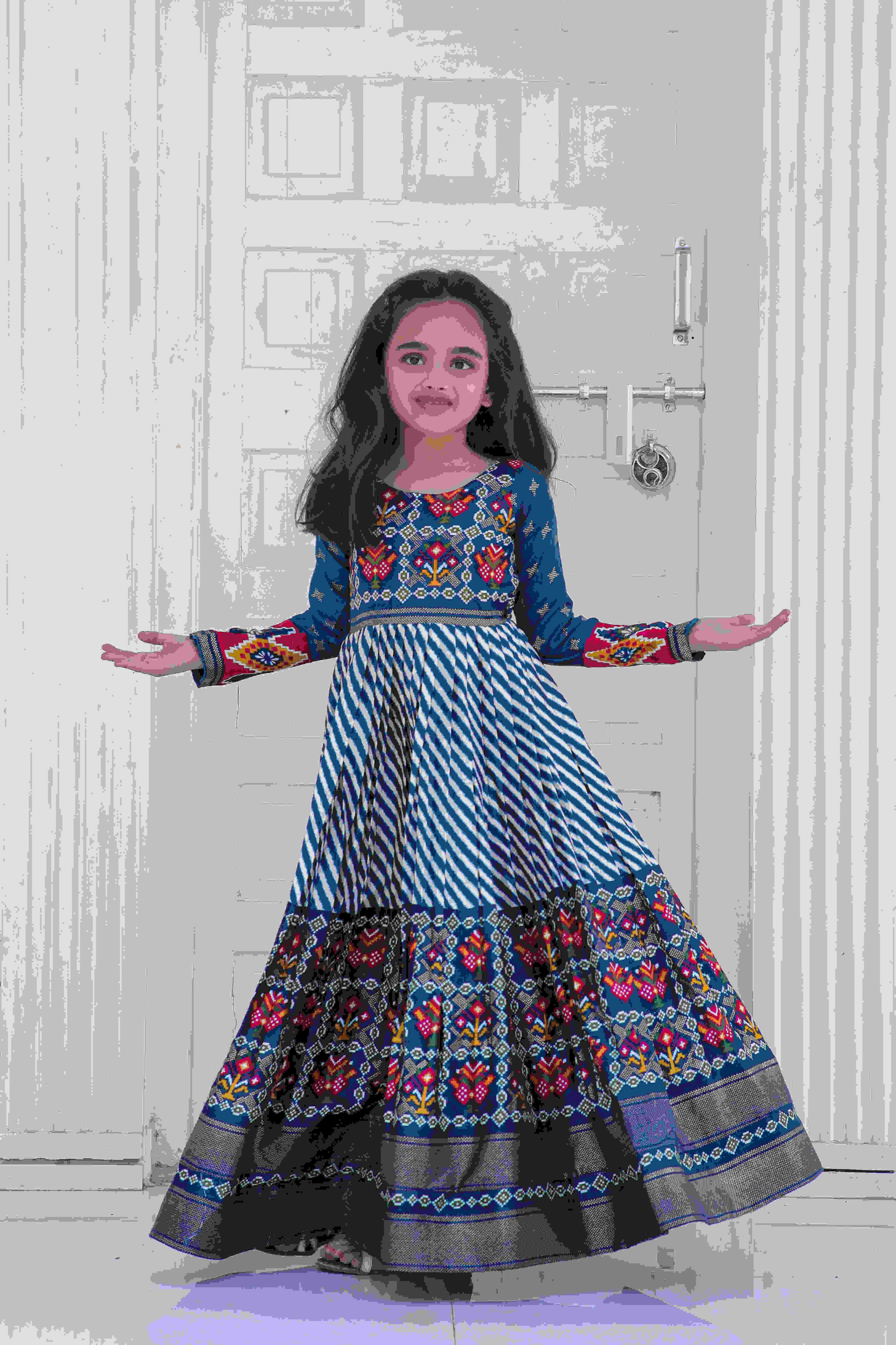 Ynf Pashmina KESH215 1014 Kids Wear Wholesale Kids Gown Kids Ethnic Gowns Baby Girl Lehenga Manufacturer