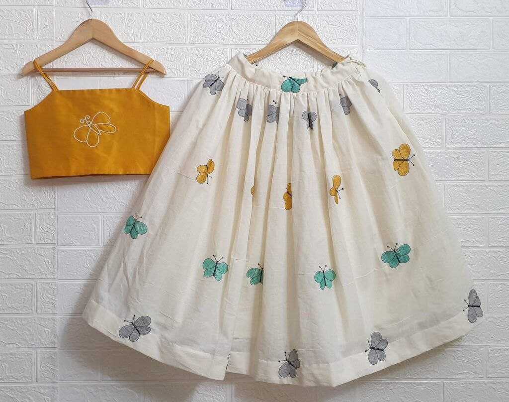 YNF PURE COTTON RIN107 BAB56 KIDS WEAR WHOLESALE KIDS ETHNIC GHAGRA CHOLI WEDDING OUTFITS MANUFACTURER