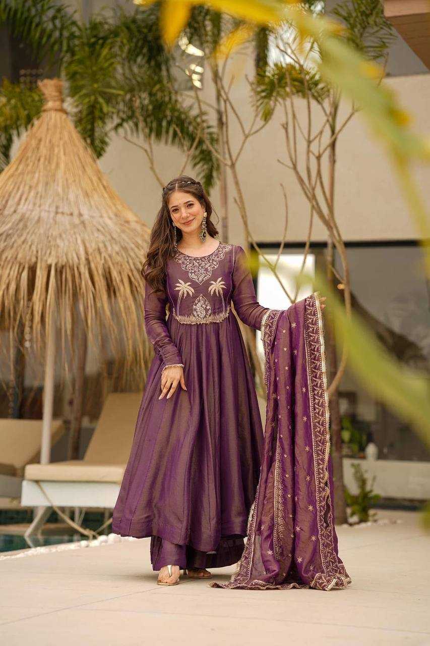 YNF ROMAN KESH158 9007 GOWNS WHOLESALE EMBROIDERY SEQUINS FANCY GOWNS MANUFACTURER