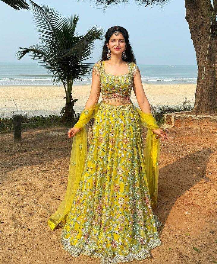 YNF SOFT NET KESH138 1002 LEHENGAS WHOLESALE NET EMBROIDERED MIRROR WORK LEHENGAS MANUFACTURER 