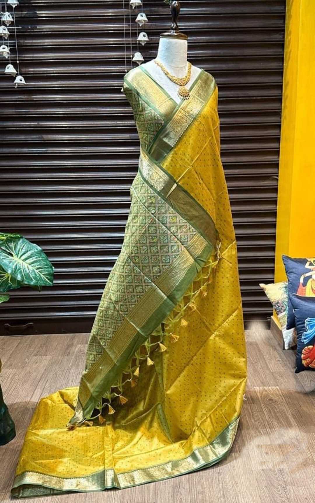 Ynf Soft Silk KESH166 TULSI PATOLA 1 Silk Sarees Wholesale Soft Silk Sarees Patola Sarees Zari Border Silk Sarees Manufacturer