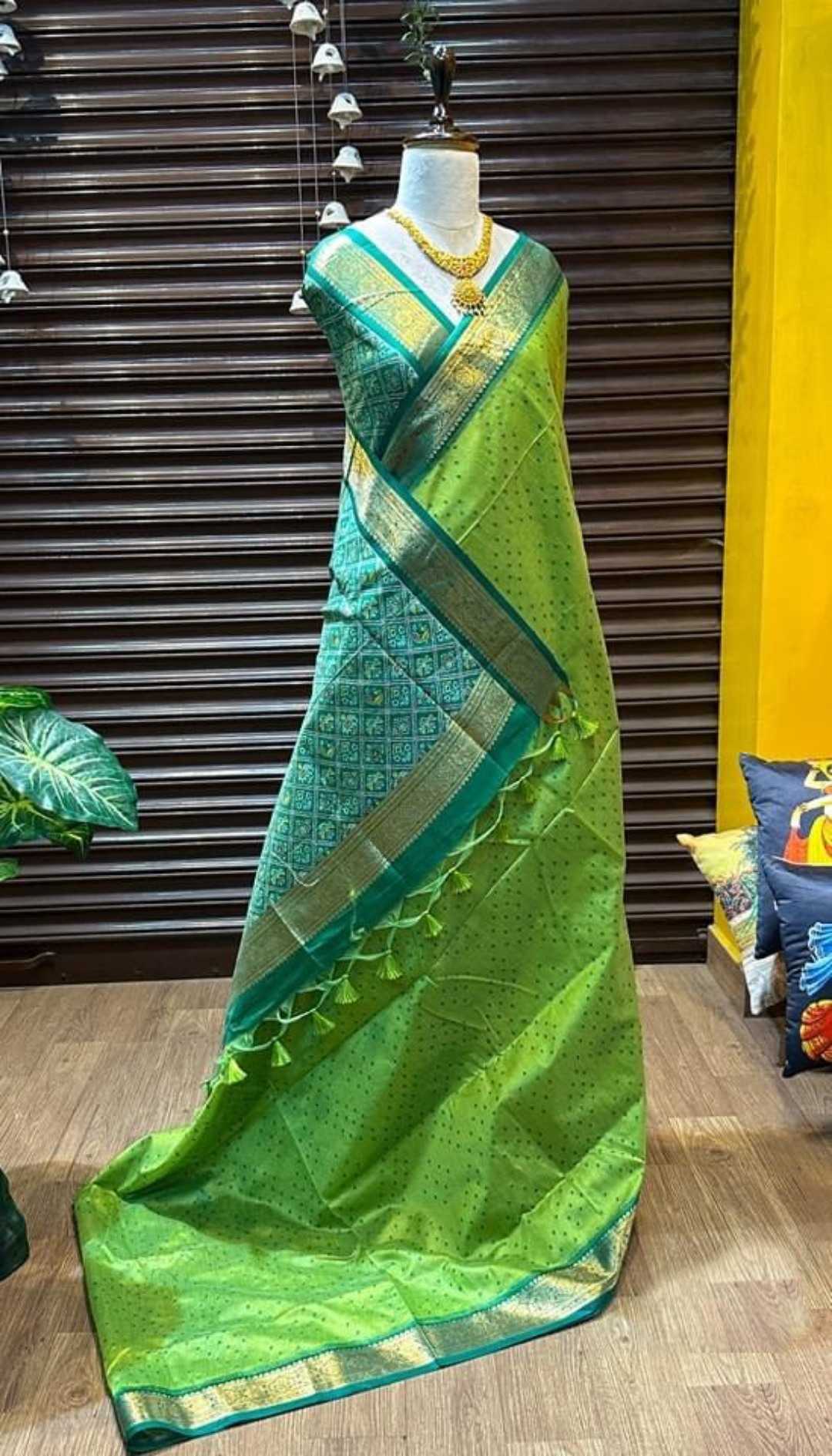 Ynf Soft Silk KESH166 TULSI PATOLA 1 Silk Sarees Wholesale Soft Silk Sarees Patola Sarees Zari Border Silk Sarees Manufacturer