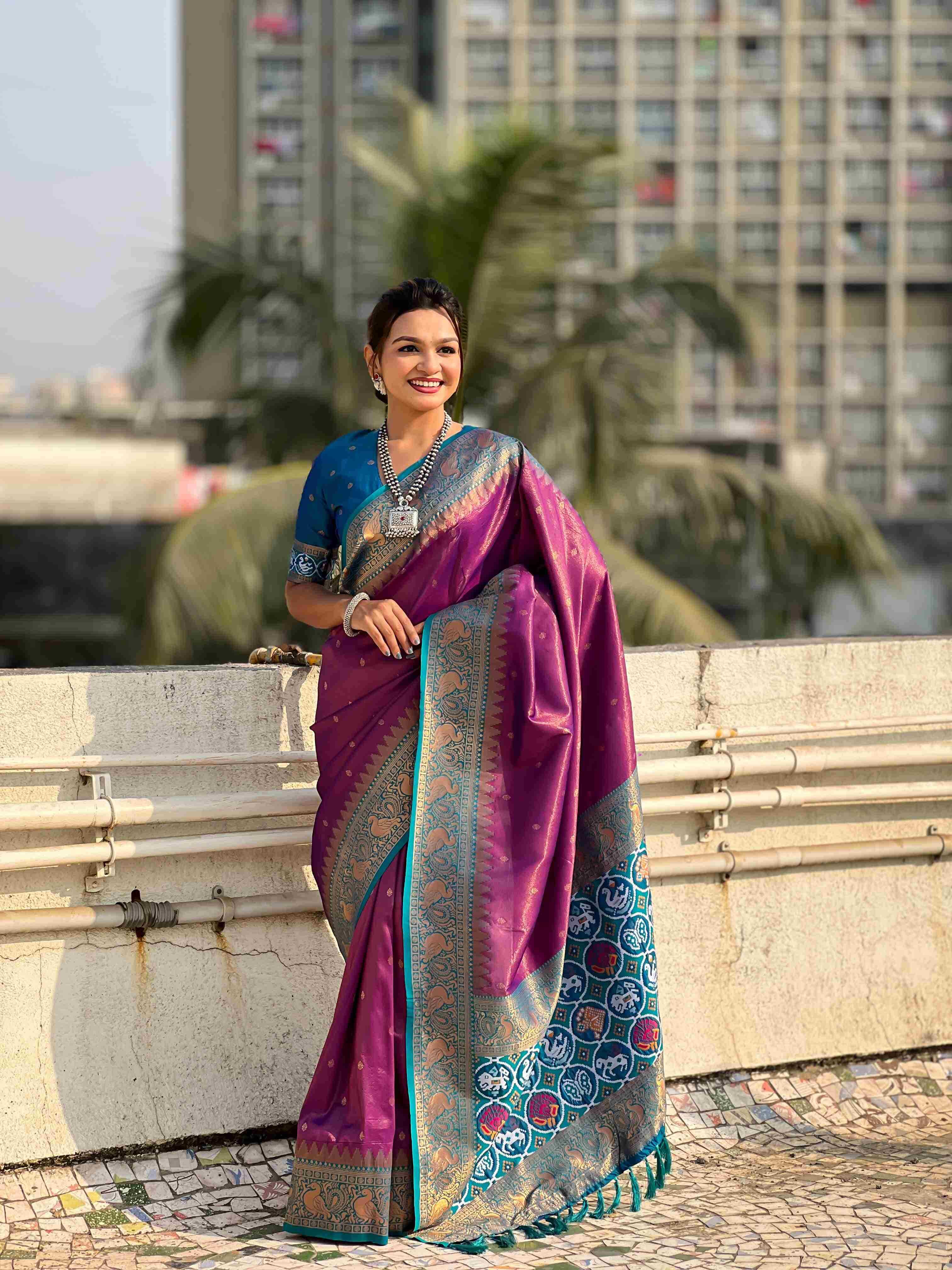 Ynf Tissue RIN116 TISSUE PATOLA Silk Sarees Wholesale Kanjeevaram Sarees Patola Sarees Pure Zari Silk Sarees Fancy Silk Sarees Manufacturer