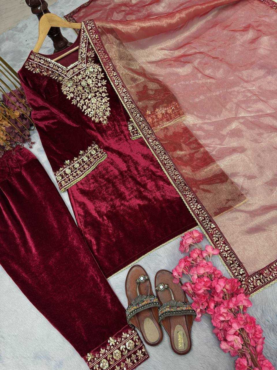 YNF VELVET KESH141 185 SUIT WHOLESALE VELVET EMBROIDERY LAIDES SUIT MANUFACTURER