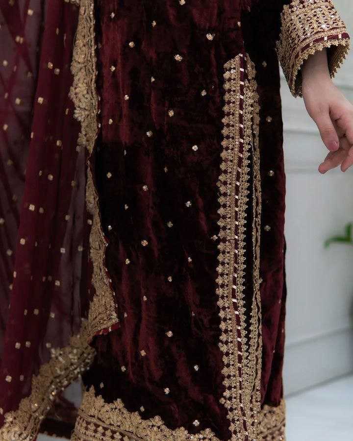 Ynf Velvet KESH158 6002 Gowns Wholesale Embroidery Gowns Velvet Gowns Gown With Dupatta Manufacturer