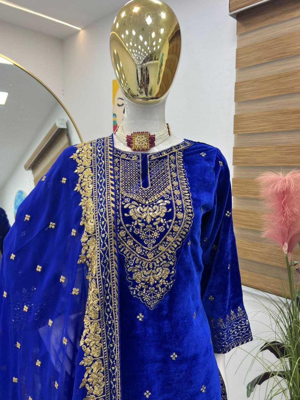 Ynf Velvet KESH158 6002 Gowns Wholesale Embroidery Gowns Velvet Gowns Gown With Dupatta Manufacturer