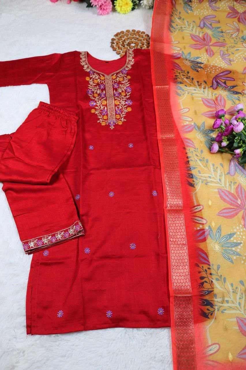 YNF VICHITRA KESH196 3061SUITS & DRESSES WHOLESALE LADIES EMBROIDERY PARTY SUITS MANUFACTURER