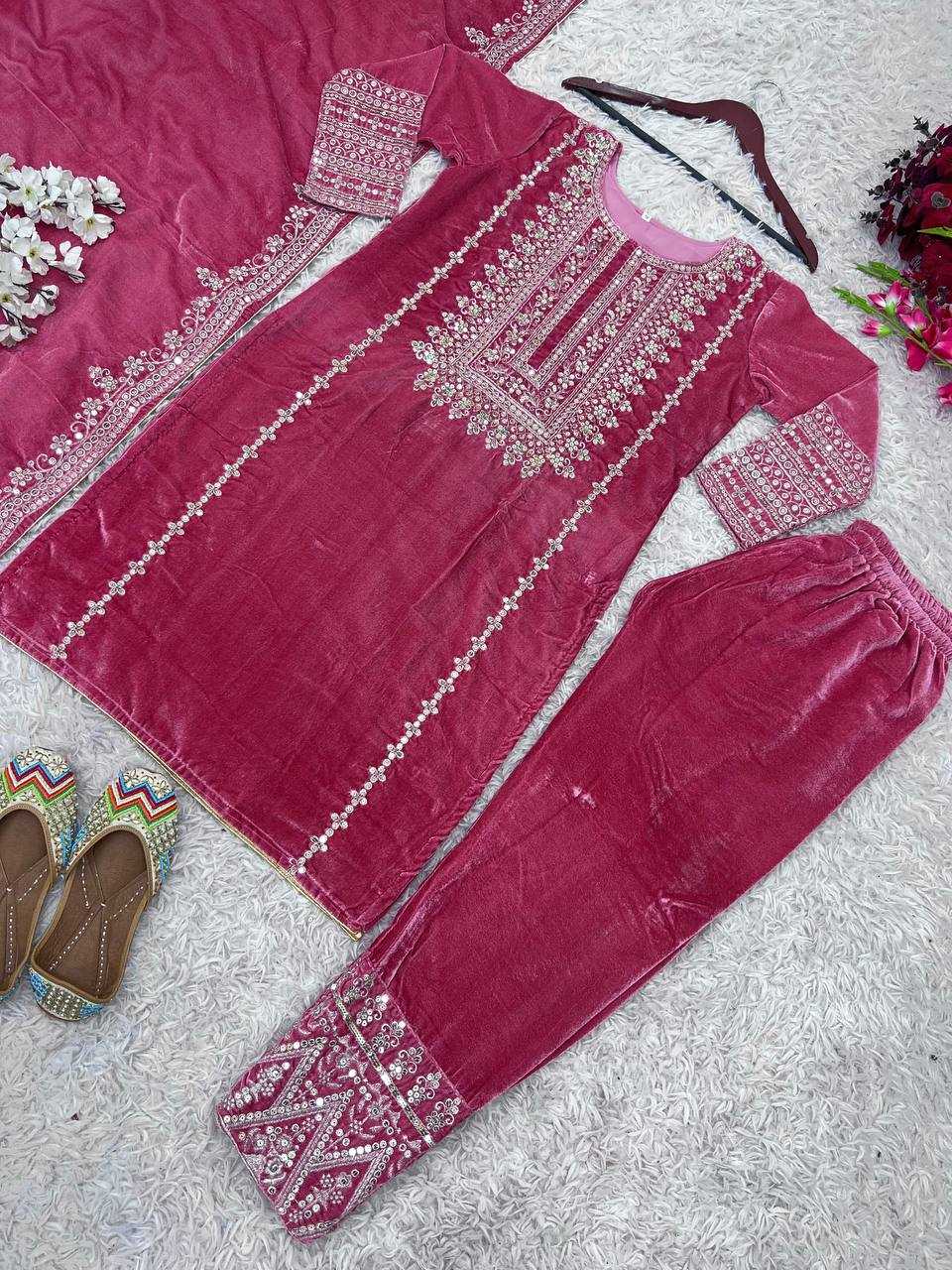 YNF VISCOSE KESH123 5017 SUITS & DRESSES WHOLESALE VELVET EMBROIDERED COTTON SUITS & DRESSES MANUFACTURER