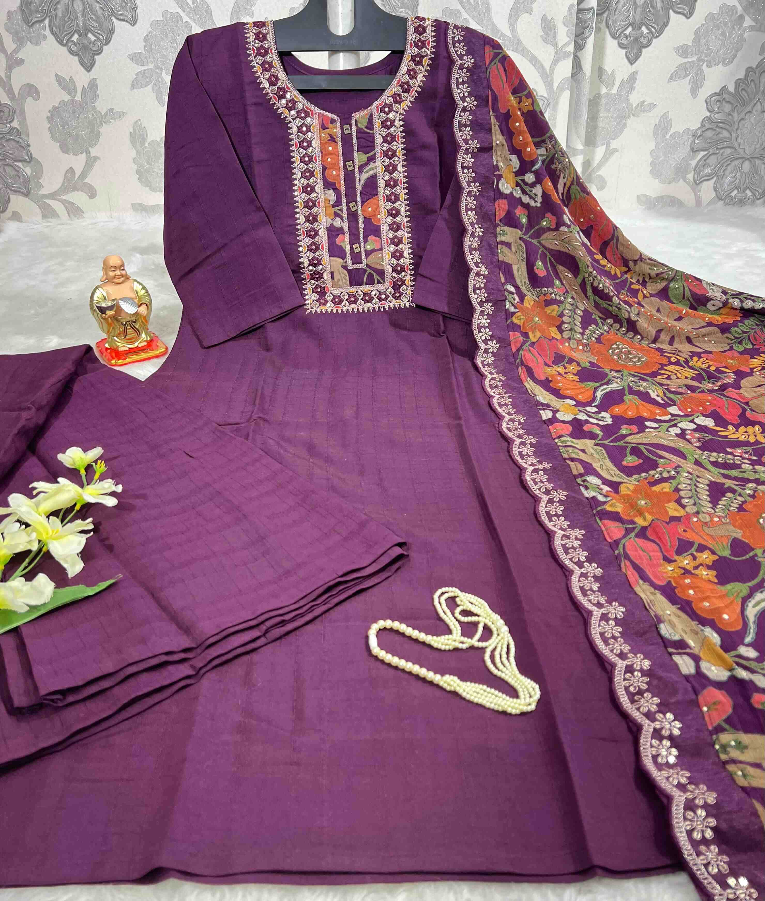 Ynf Viscose KESH256 RNF34 Kurti Wholesale Designer Kurtis Embroidered Kurtis Straight Kurtis Manufacturer