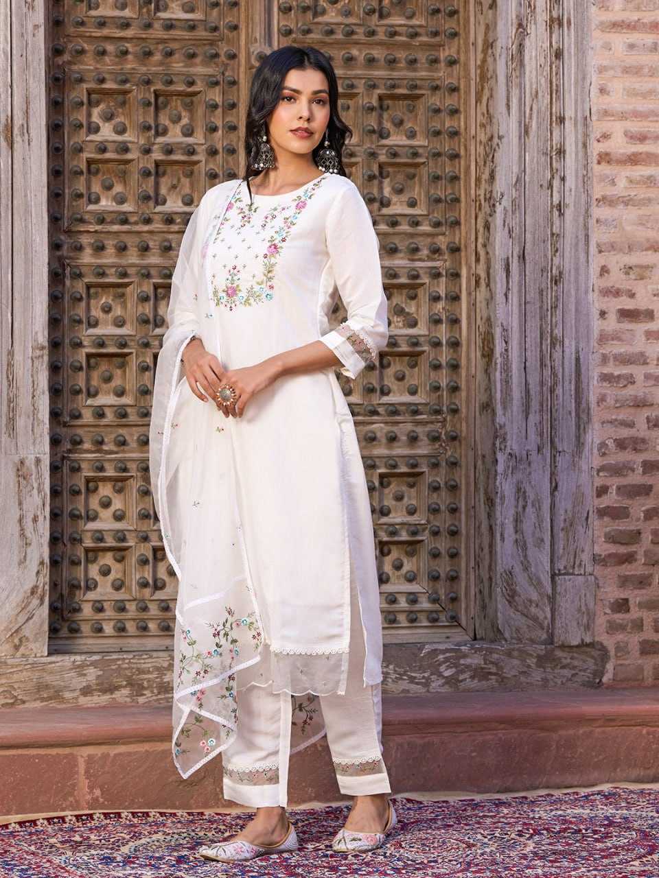 YNF VISCOSE KESH402 617 KURTI WHOLESALE DESIGNER EMBROIDERED PARTY WEAR KURTI MANUFACTURER