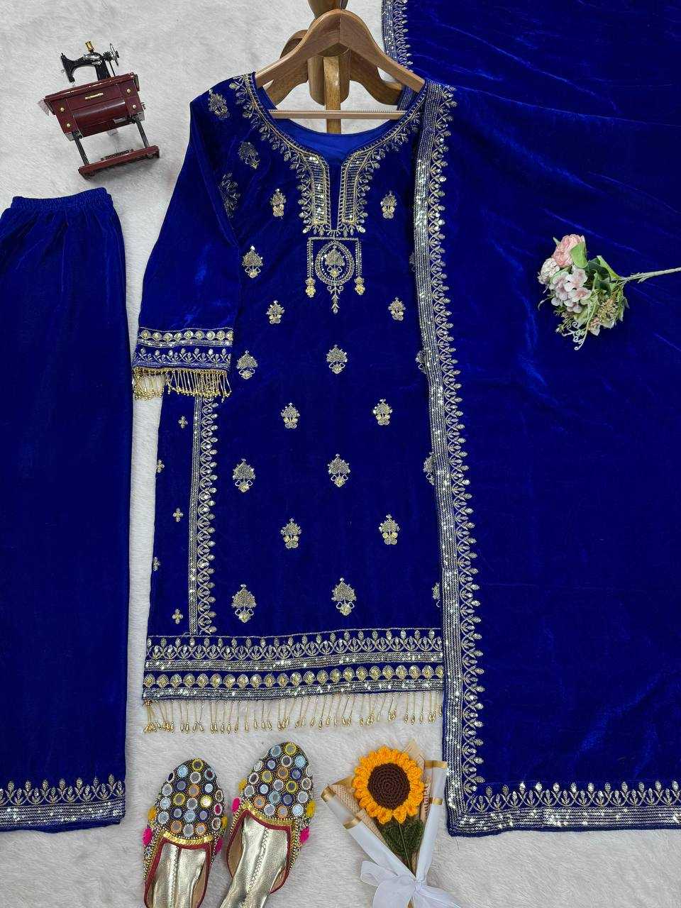 YNF VISCOSE VELVET RIN169 5800 SUITS & DRESSES WHOLESALE VELVET EMBROIDERY PAKISTANI SUITS MANUFACTURER