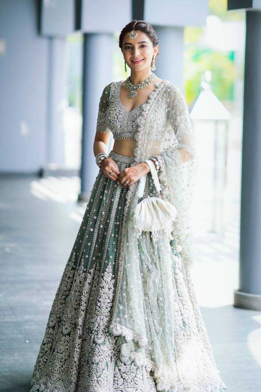 YNF ZARI KESH270 34 LEHENGA WHOLESALE WEDDING NET ZARI LEHENGA MANUFACTURER