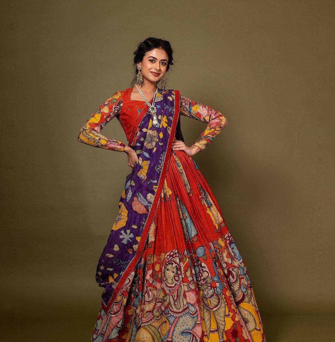 Ynf Chinon KESH163 50 Lehengas Wholesale Kalamkari Lehenga Printed Lehenga Bollywood Lehenga Choli Manufacturer