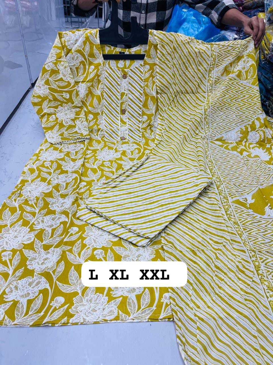 Ynf Cotton RIN143 RMP05 Kurti Wholesale Cotton Kurtis V-Neck Kurtis Kurti With Pants Manufacturer