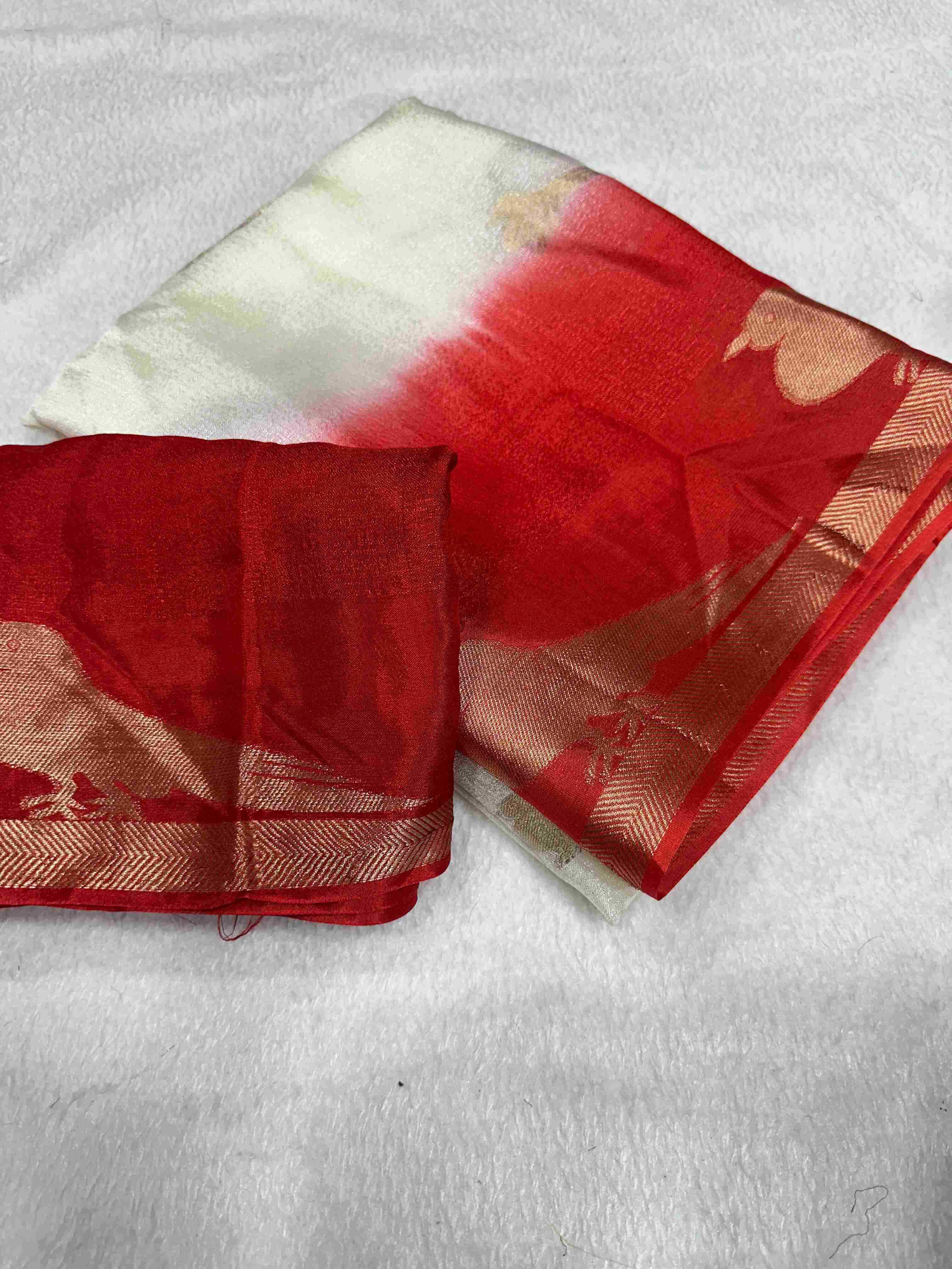 Ynf Crepe Silk RIN104 Parrot Silk Sarees Silk Sarees Festive Collections Wholesale Party Wear Sarees Crepe Silk Saree Silk Sarees With Blouse Manufacturer