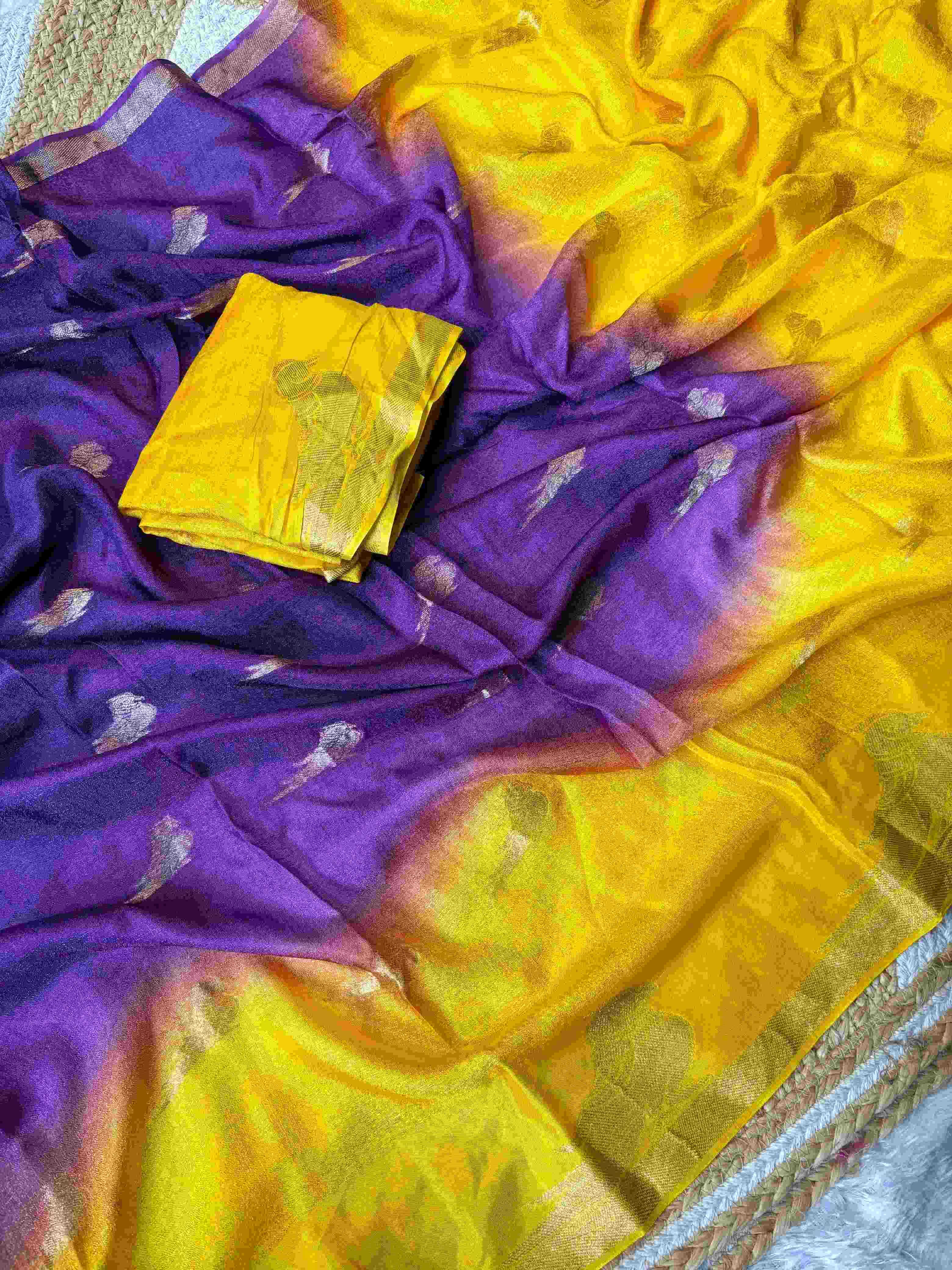 Ynf Crepe Silk RIN182 Parrot Silk Silk Sarees Wholesale Soft Silk Sarees Crepe Silk Saree Designer Silk Sarees Manufacturer