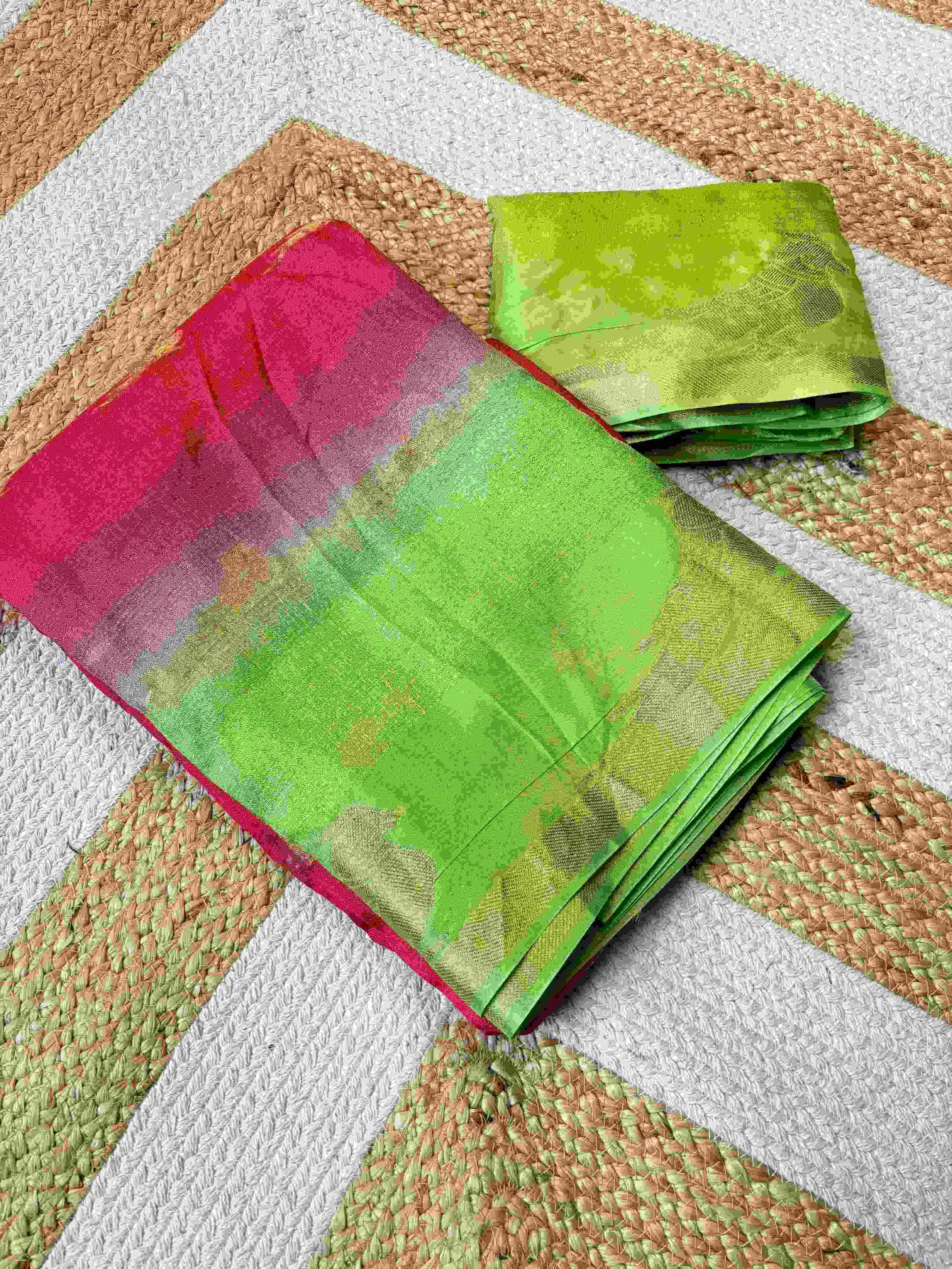 Ynf Crepe Silk RIN182 Parrot Silk Silk Sarees Wholesale Soft Silk Sarees Crepe Silk Saree Designer Silk Sarees Manufacturer