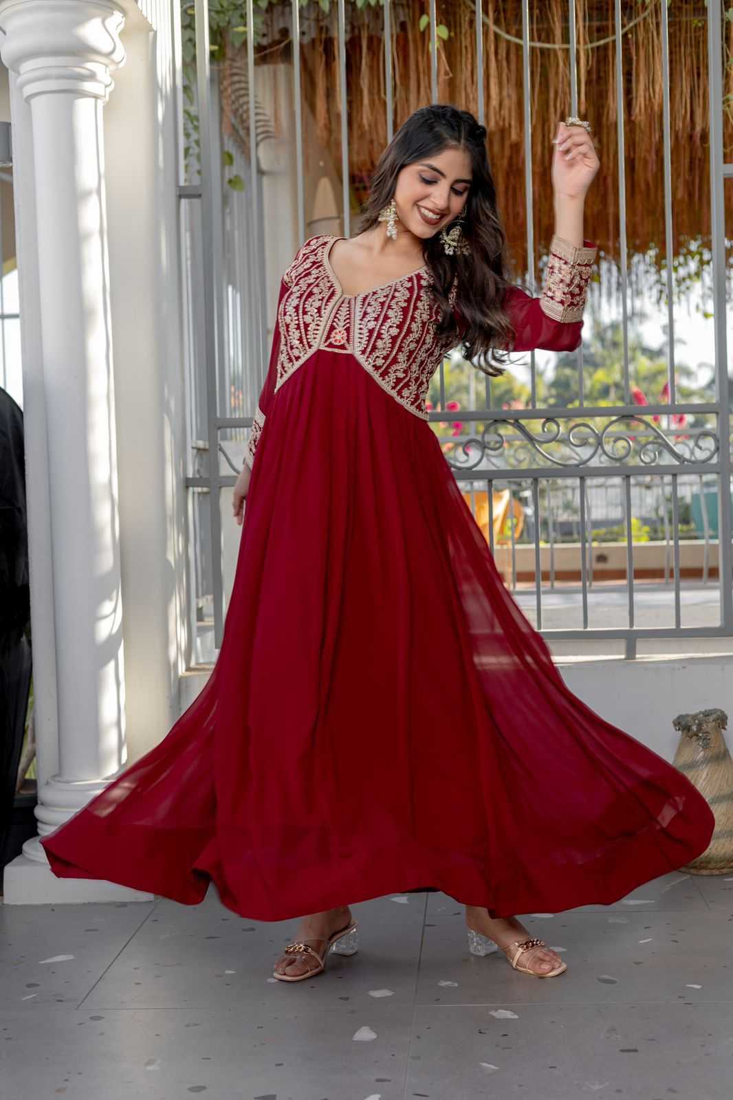 Ynf Faux Georgette KESH175 DVF 32 Gowns Wholesale Georgette Gown Sequin Gowns Maroon Gown Manufacturer