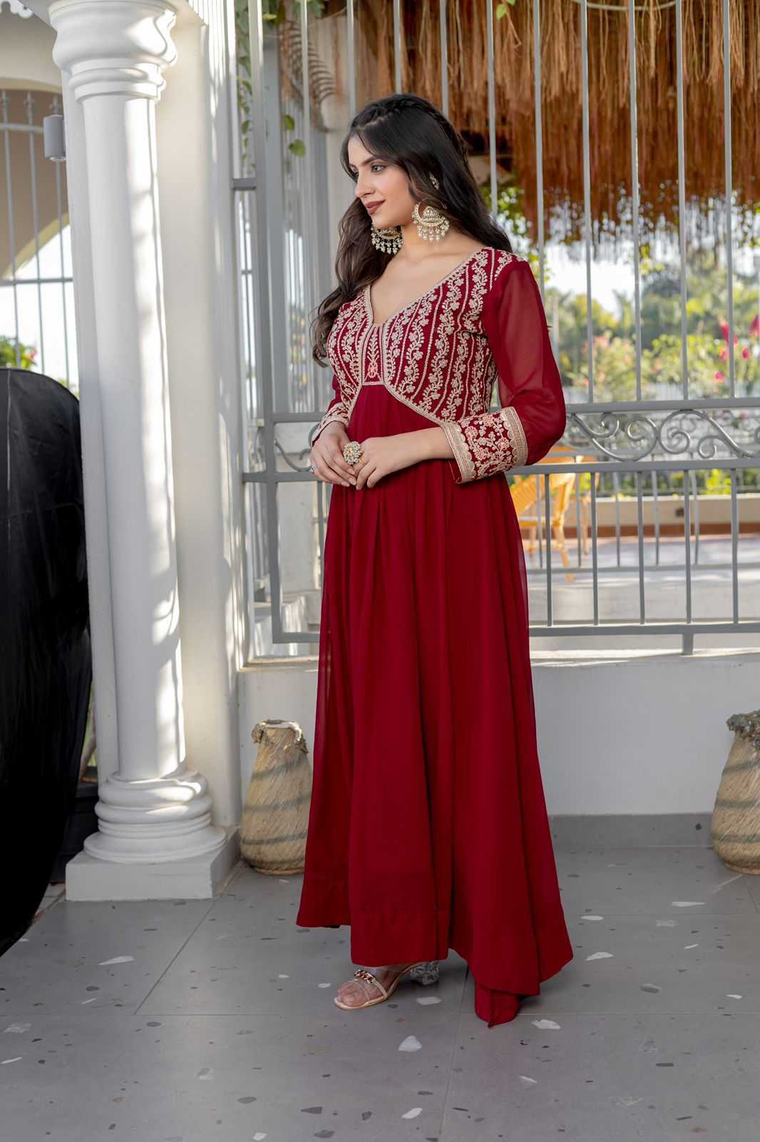 Ynf Faux Georgette KESH175 DVF 32 Gowns Wholesale Georgette Gown Sequin Gowns Maroon Gown Manufacturer