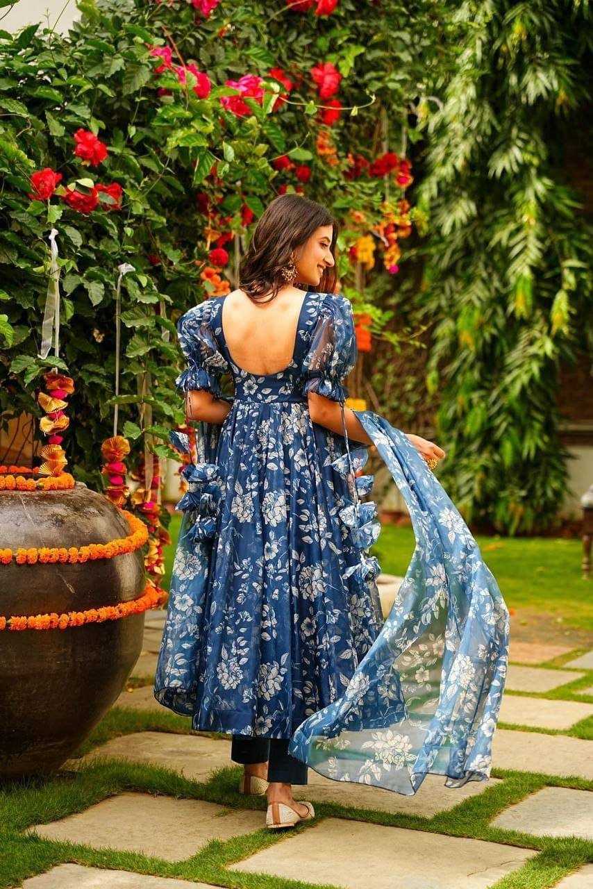 Ynf Georgette KESH434 MCN95 Gowns Wholesale Long Gowns Georgette Gown Gown With Dupatta Manufacturer