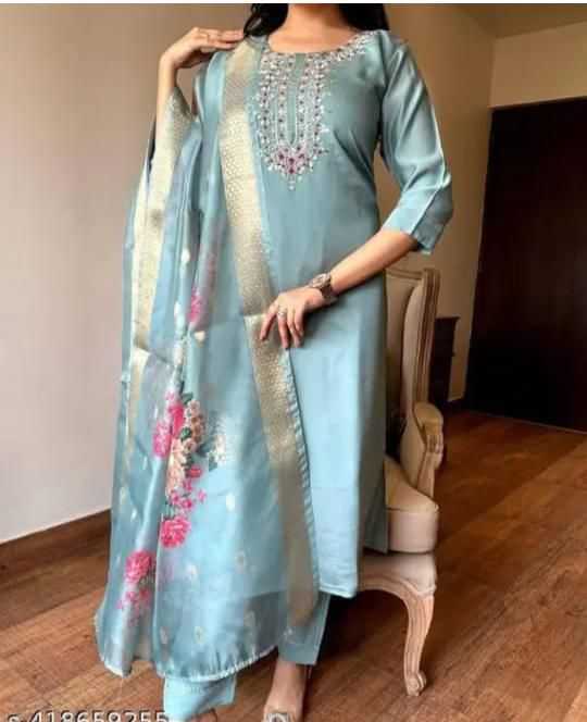 Ynf Heavy Roman Silk KESH175 DVF 41 Suits & Dresses Wholesale Embroidery Suits Ladies Silk Suit Zari Work Suit Manufacturer