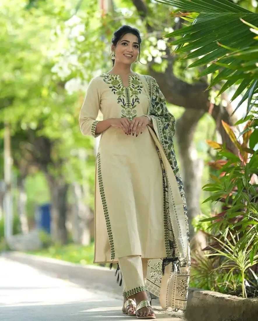 Ynf Khadi Cotton KESH253 SNF47 Kurti Wedding Collections Festive Collections Wholesale Party Wear Kurtis Fancy Kurti Embroidered Kurtis Manufacturer